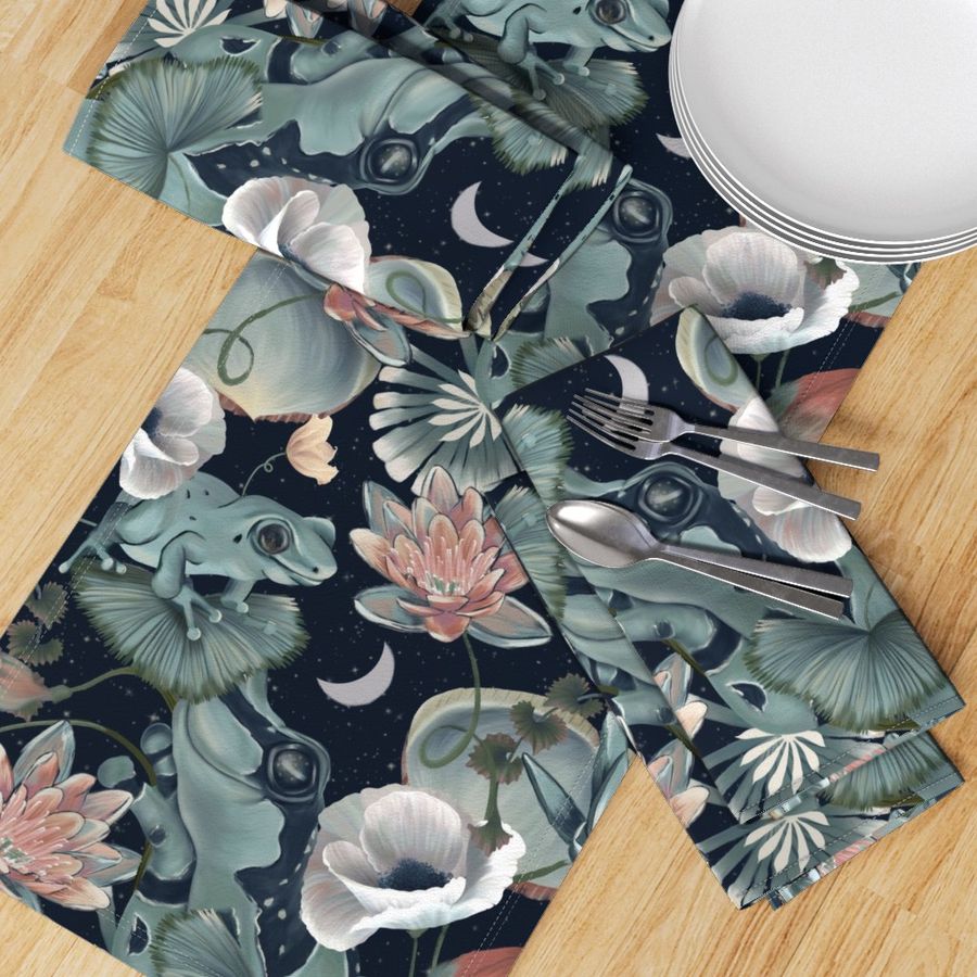 HOME_GOOD_TABLE_RUNNER