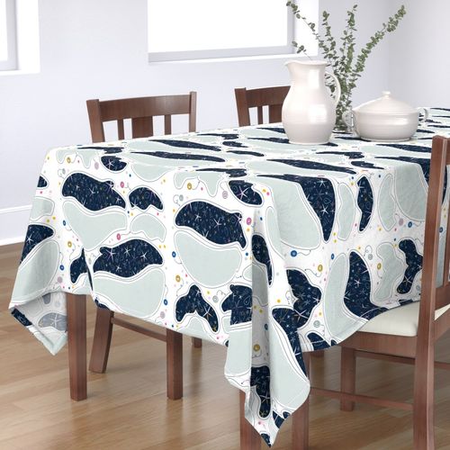 HOME_GOOD_RECTANGULAR_TABLE_CLOTH