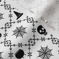 Halloween Damask-White/Black