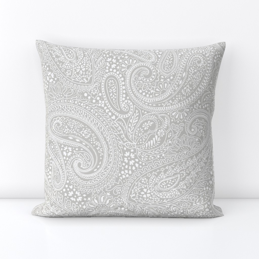 large Paisley Positivity light grey white