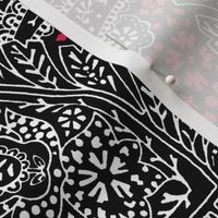 large Paisley Positivity black red white