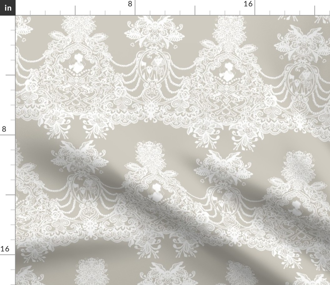 Constance Hatchaway Ivory Lace