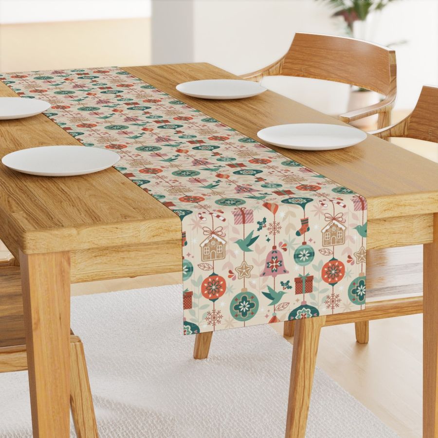 HOME_GOOD_TABLE_RUNNER