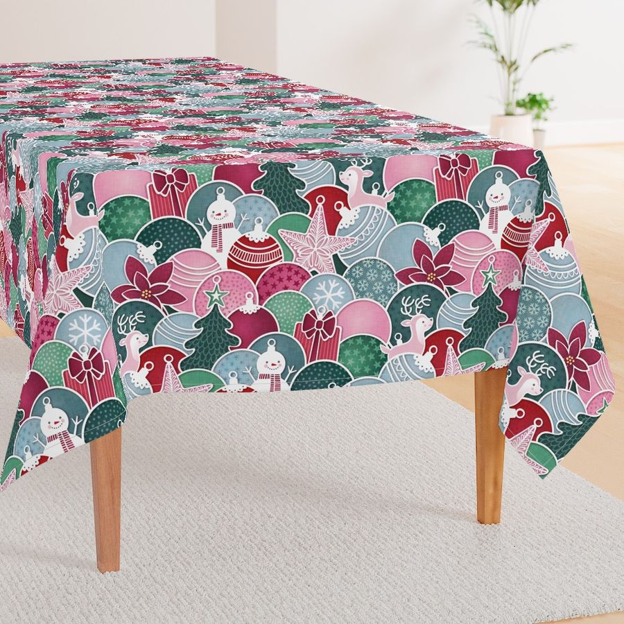 HOME_GOOD_RECTANGULAR_TABLE_CLOTH