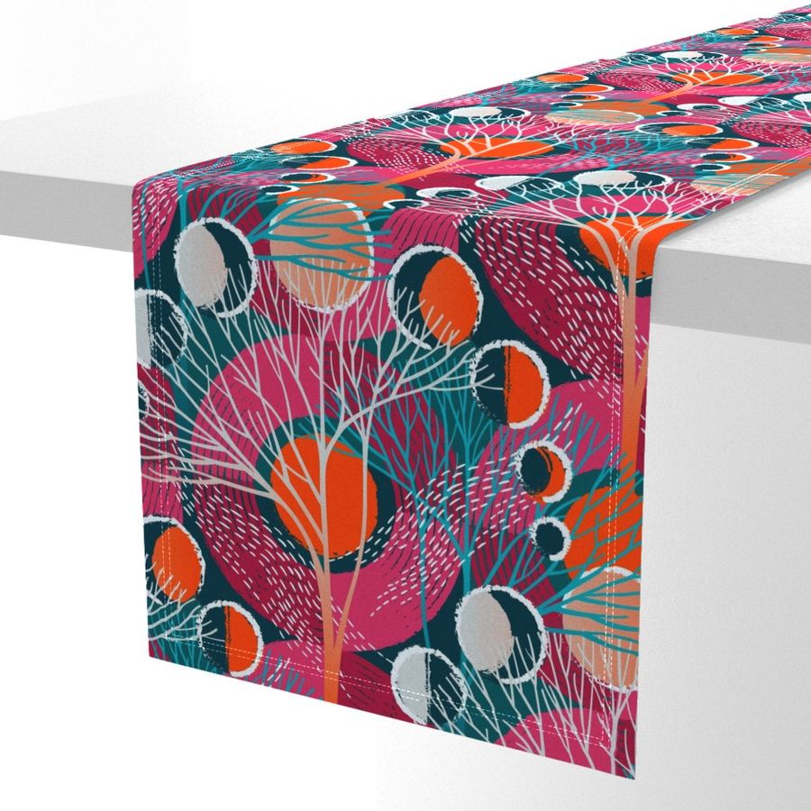 HOME_GOOD_TABLE_RUNNER