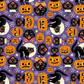 Micro Scale  / Spooky Vintage Cats And Pumpkins / Purple 