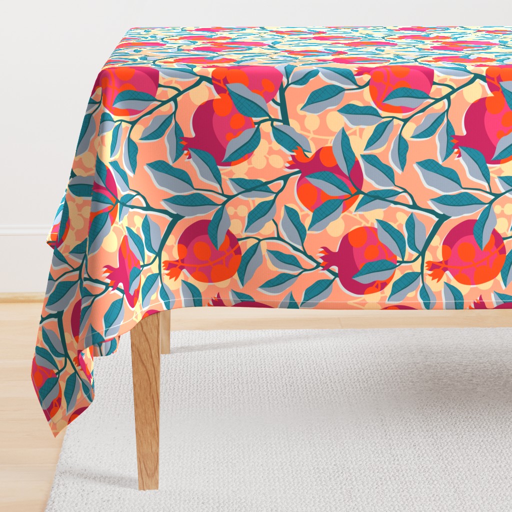 Retro pomegranate / Large scale