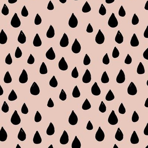 London rain drops and spots minimal trend design fall winter blush peach black