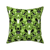 Halloween Damask (Green Small)