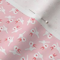 Micro  Finch | Pink
