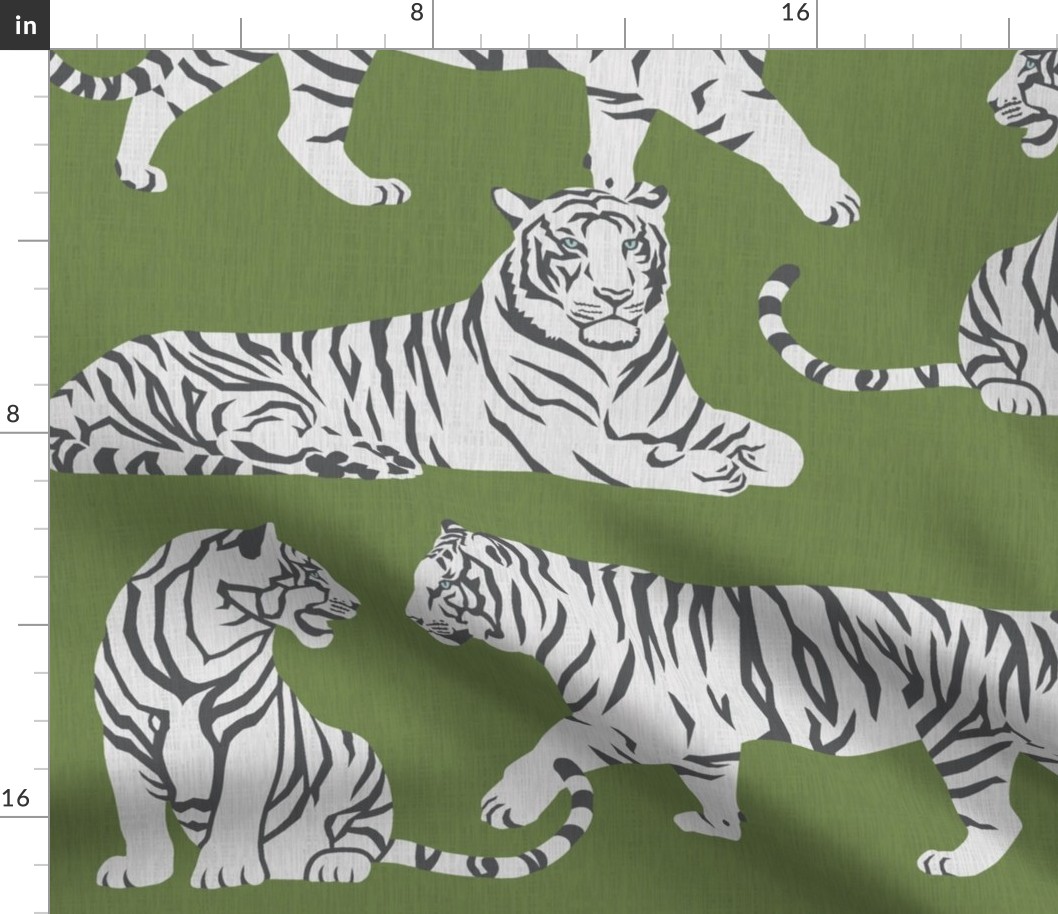 (lg scale) white tigers on green