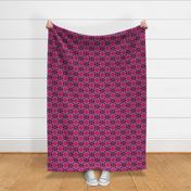 Classic_patterns_boxy_diamond_hot_pink_stock