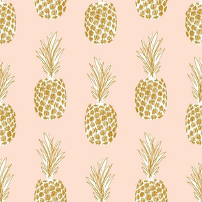 medium sketchy pineapple_pale peach white and gold