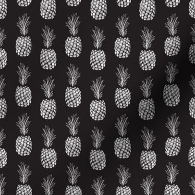 small sketchy pineapple_ black and white