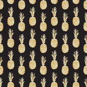 small sketchy pineapple_black white and gold