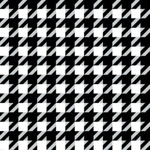 Classic Houndstooth