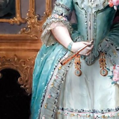 Marie Antoinette inspired princesses mint green gowns lace baroque Victorian beautiful lady woman beauty portraits pouf  Bouffant flowers roses hats white fans ballgowns extremely big big beehive hairdo feathers fascinators rococo  elegant gothic lolita e