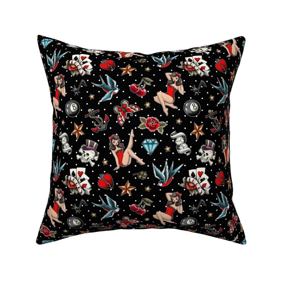 HOME_GOOD_SQUARE_THROW_PILLOW