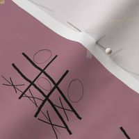 tic tac toe with pencil-rose