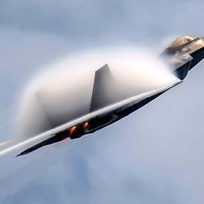 94-1  US Air Force F-22 Raptor Breaking the Sound Barrier