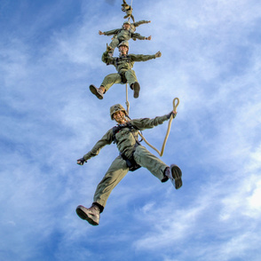 99-8  Marines being extracted into an UH-1Y Venom Helicopter