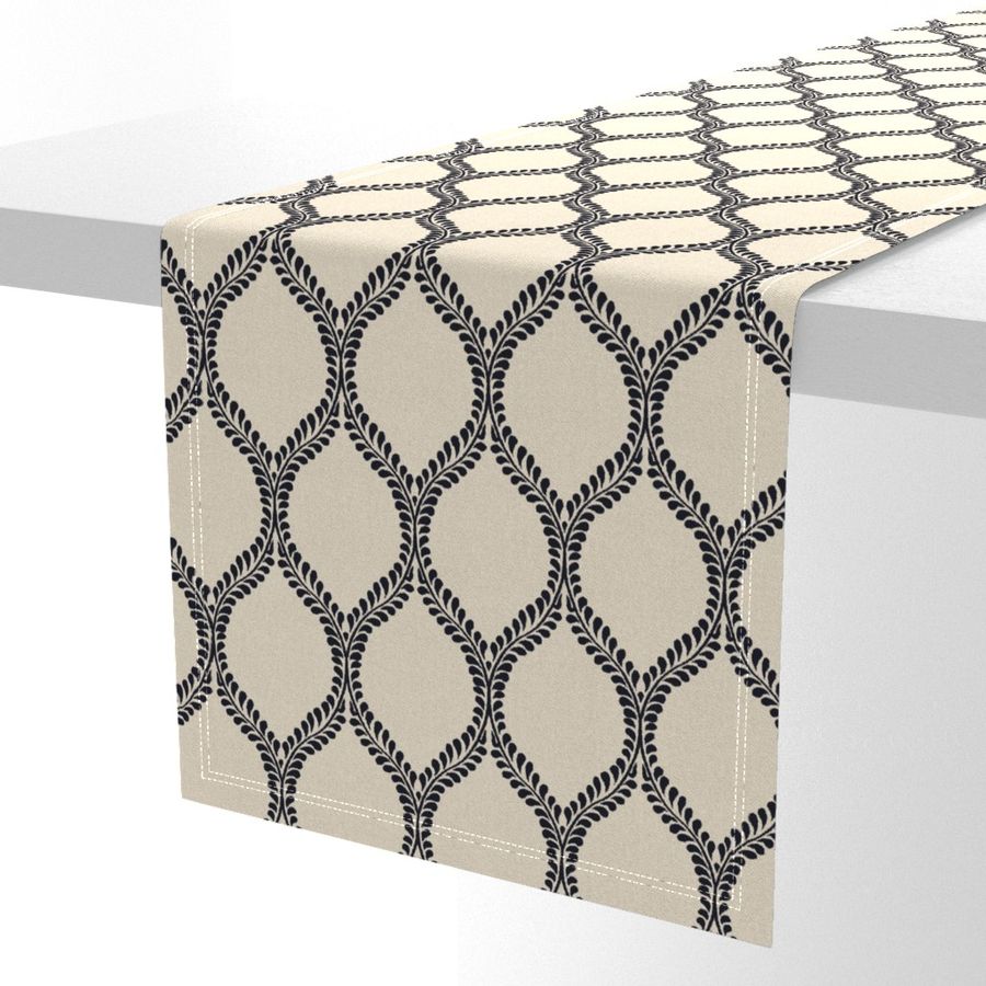 HOME_GOOD_TABLE_RUNNER