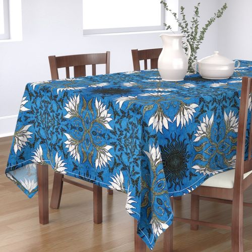 HOME_GOOD_RECTANGULAR_TABLE_CLOTH