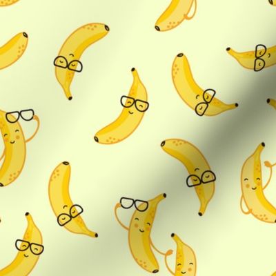 Bananas with glasses 