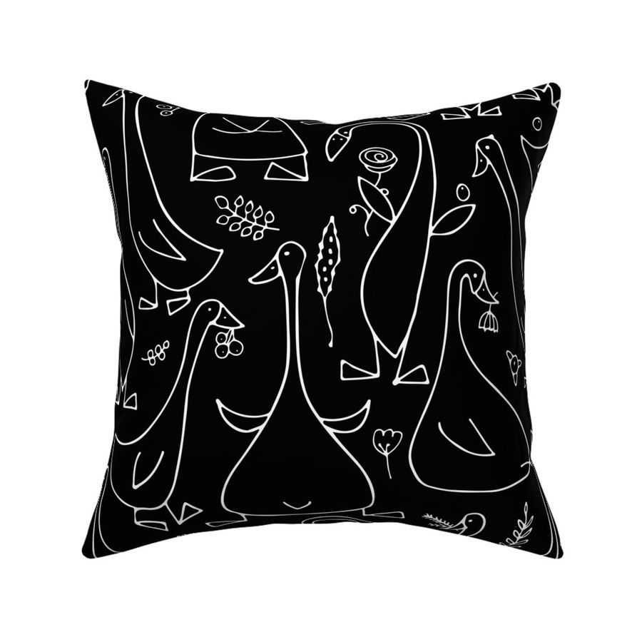 HOME_GOOD_SQUARE_THROW_PILLOW