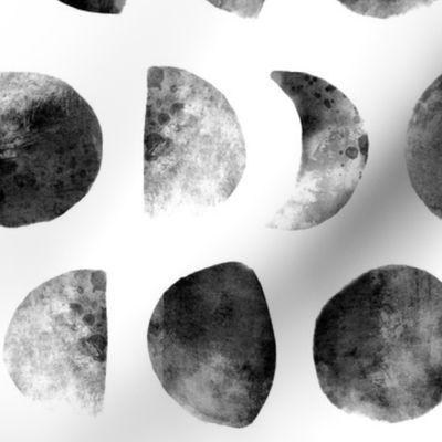 Moon phases in Black & White - large scale
