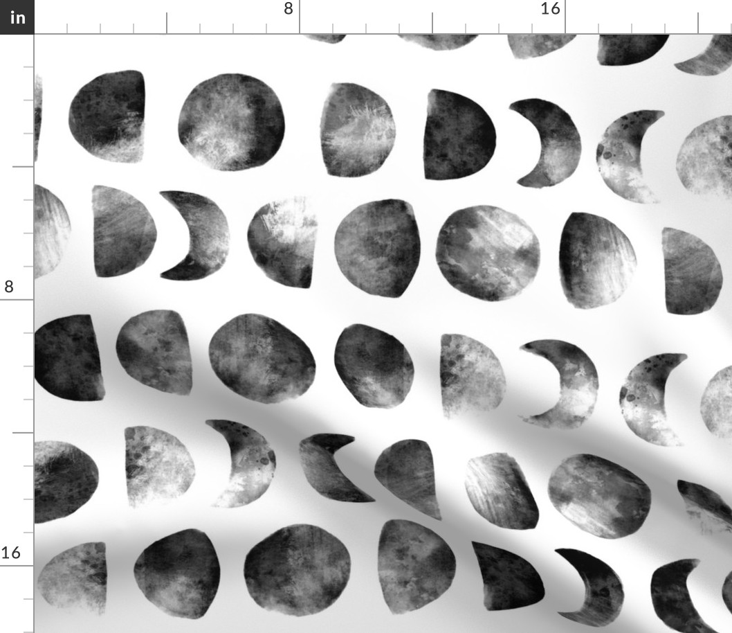 Moon phases in Black & White - large scale