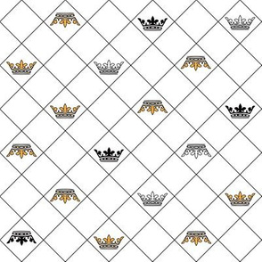 Golden vector chess king crown seamless pattern 