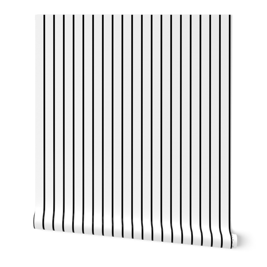 Narrow black and white stripes - vertical