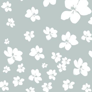 Magnolia Little Gem - Arctic - 1 yard panel