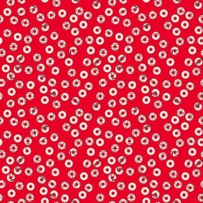 paper rings on red small