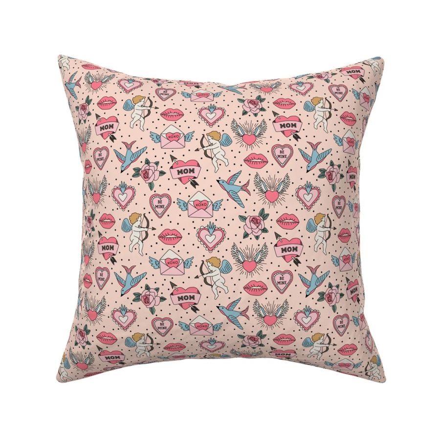 HOME_GOOD_SQUARE_THROW_PILLOW