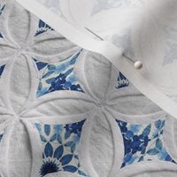 Cathedral window quilt pattern Blue flowers
