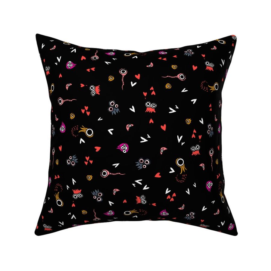 HOME_GOOD_SQUARE_THROW_PILLOW