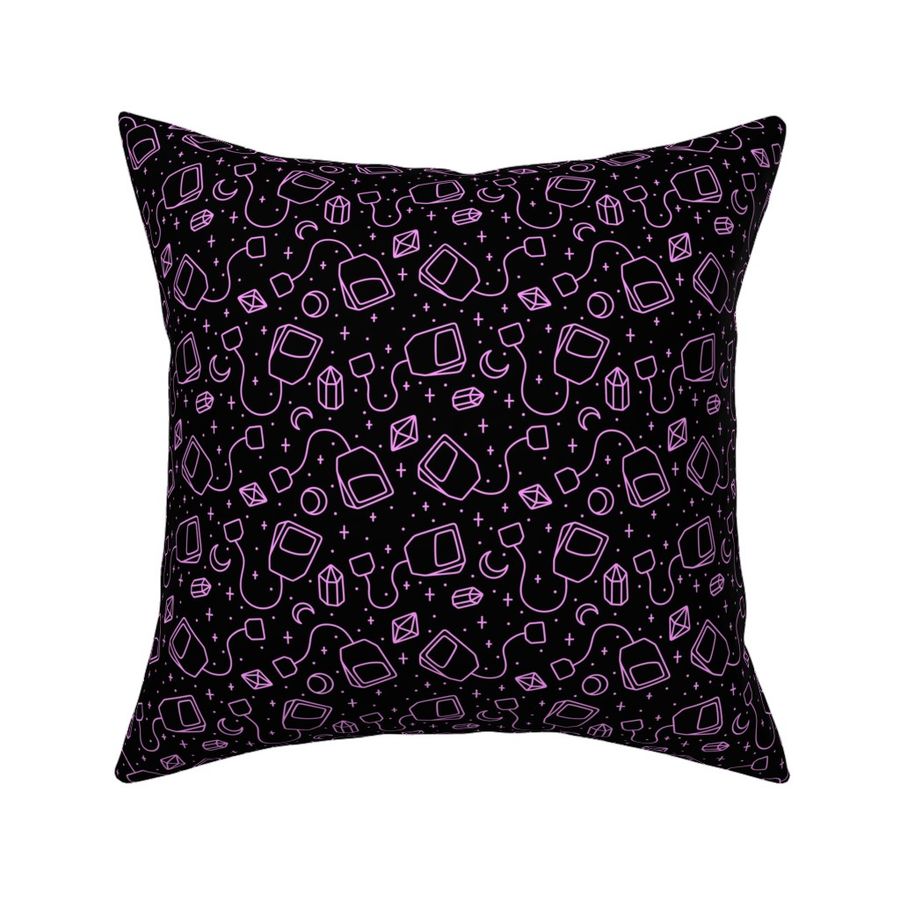 HOME_GOOD_SQUARE_THROW_PILLOW