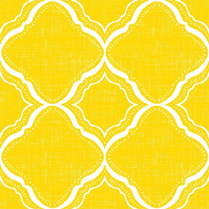 rustic quatrefoil- sun yellow