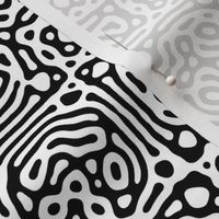 checkered mudcloth Turing pattern 4 - black and white