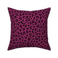 ★ LEOPARD PRINT in FUCHSIA PURPLE ★ Medium Scale / Collection : Leopard spots – Punk Rock Animal Print