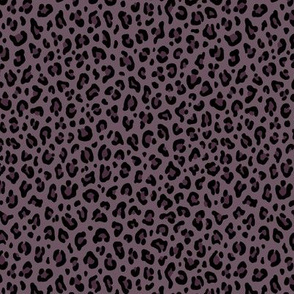 ★ LEOPARD PRINT in GRAYISH PLUM ★ Tiny Scale / Collection : Leopard spots – Punk Rock Animal Print