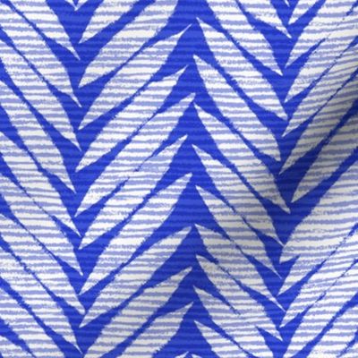 large scale herringbone leaves / electric blue ivory