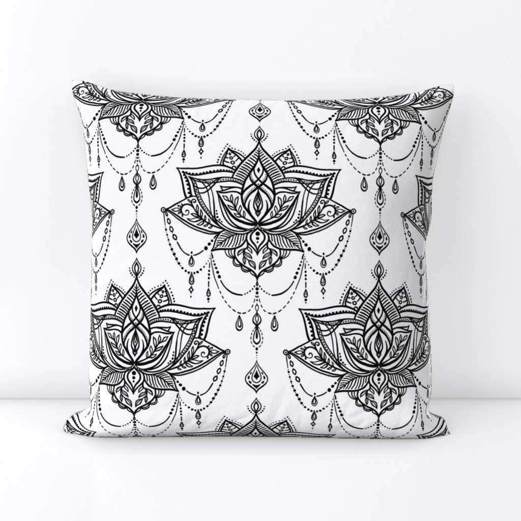 Black Linework on White Delicate Art Deco Doodle - Large