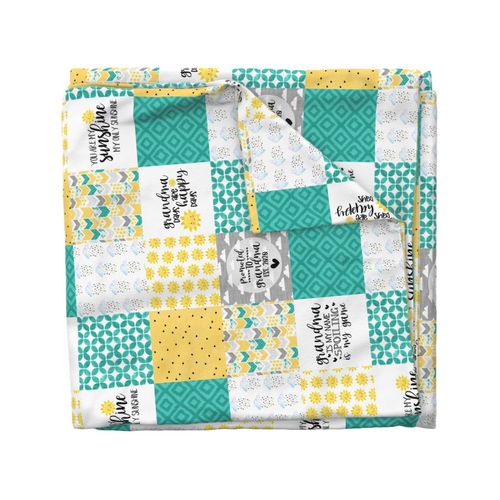 Grandma//You are my sunshine - Wholecloth Cheater Quilt - Rotated