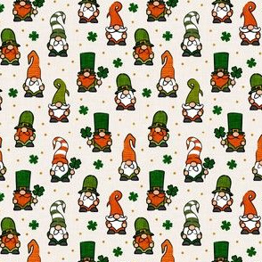(small scale) St Patrick's Day Gnomes - Leprechaun Gnomes - clover - cream - LAD20