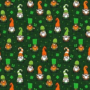 (small scale) St Patrick's Day Gnomes - Leprechaun Gnomes - clover - dark green - LAD20