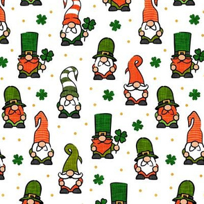 St Patrick's Day Gnomes - Leprechaun Gnomes - clover - white - LAD20