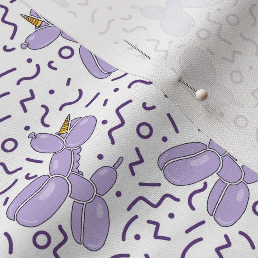 Balloon Unicorns Scattered with Purple Confetti | Lilac dogs